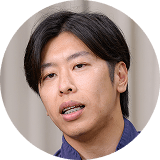 賀川 智弘